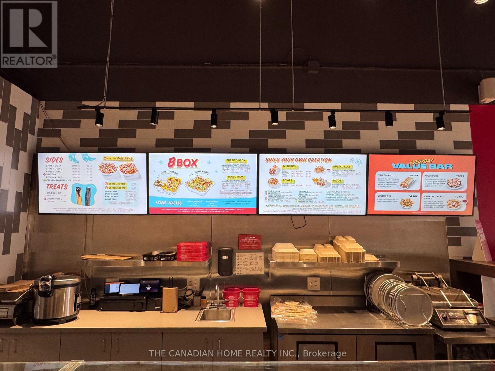 5010 Pinedale Avenue, Burlington, Ontario  L7L 0G3 - Photo 2 - W12921648