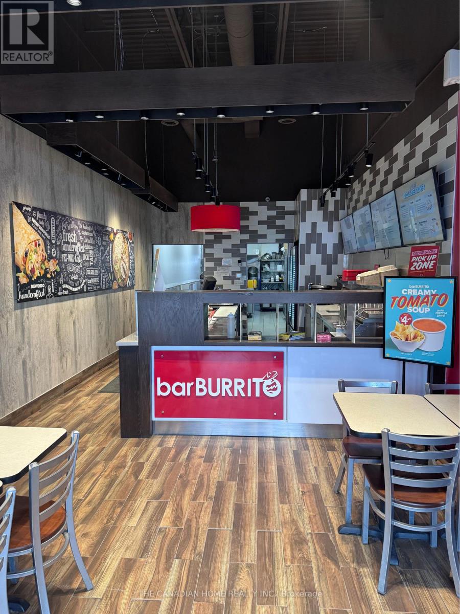 5010 Pinedale Avenue, Burlington, Ontario  L7L 0G3 - Photo 5 - W12921648