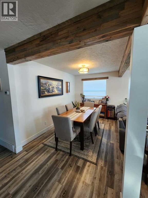 17w Civic Avenue, Magrath, Alberta  T0K 1J0 - Photo 9 - A2296236