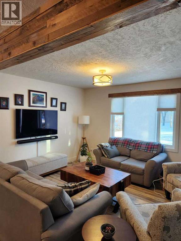 17w Civic Avenue, Magrath, Alberta  T0K 1J0 - Photo 5 - A2296236