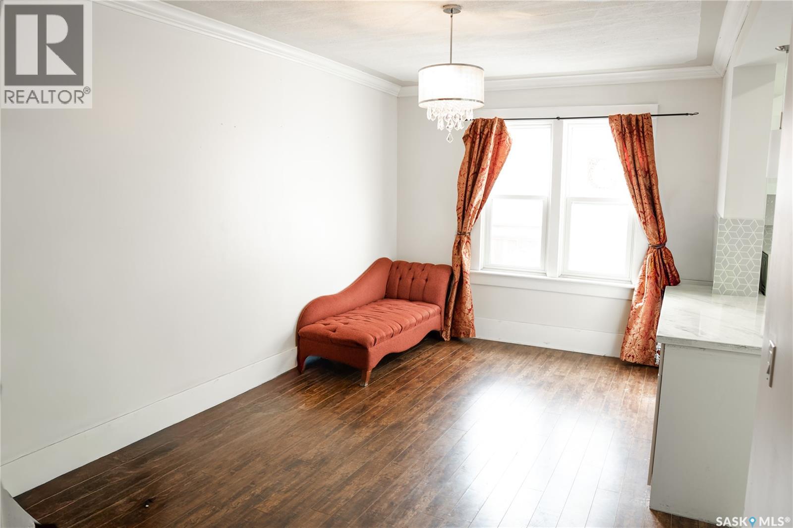 2128 Osler Street, Regina, Saskatchewan  S4P 1W6 - Photo 7 - SK031279