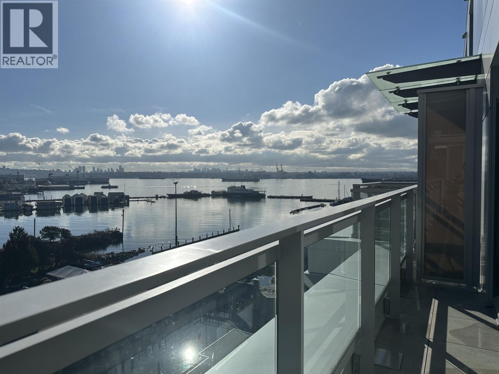 805 755 Harbourside Drive, North Vancouver, British Columbia  V7P 0G1 - Photo 3 - R3099758