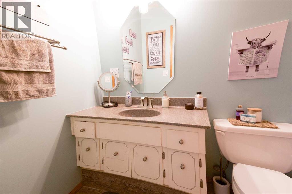 46 Wells Street, Red Deer, Alberta  T4N 5Y3 - Photo 8 - A2282969