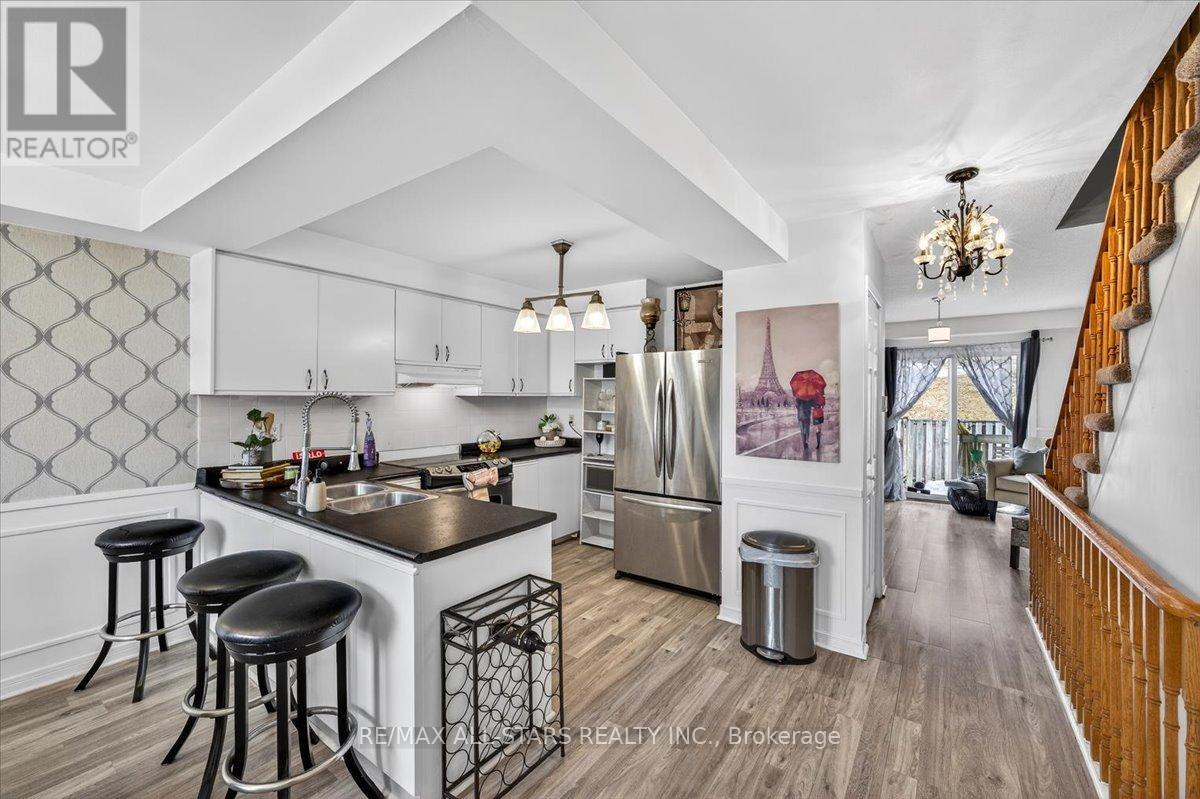 3 - 119 Spring Road, Georgina, Ontario  L4P 2K4 - Photo 8 - N12913880