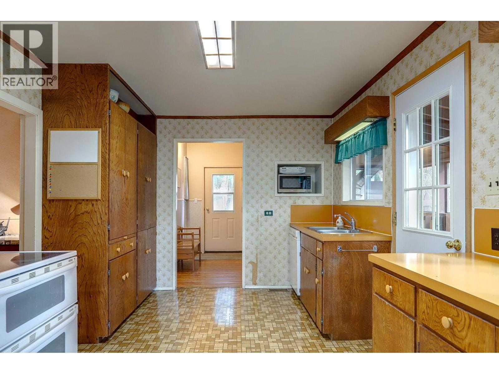 5051 11 Street Ne, Salmon Arm, British Columbia  V1E 3N3 - Photo 22 - 10379206