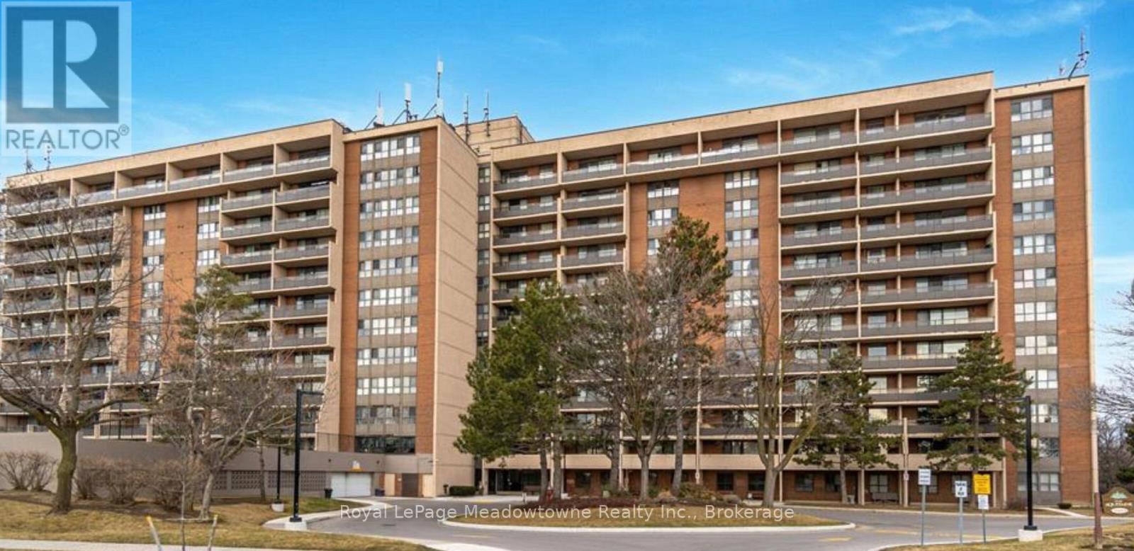 215 - 2929 AQUITAINE AVENUE, Mississauga, Ontario