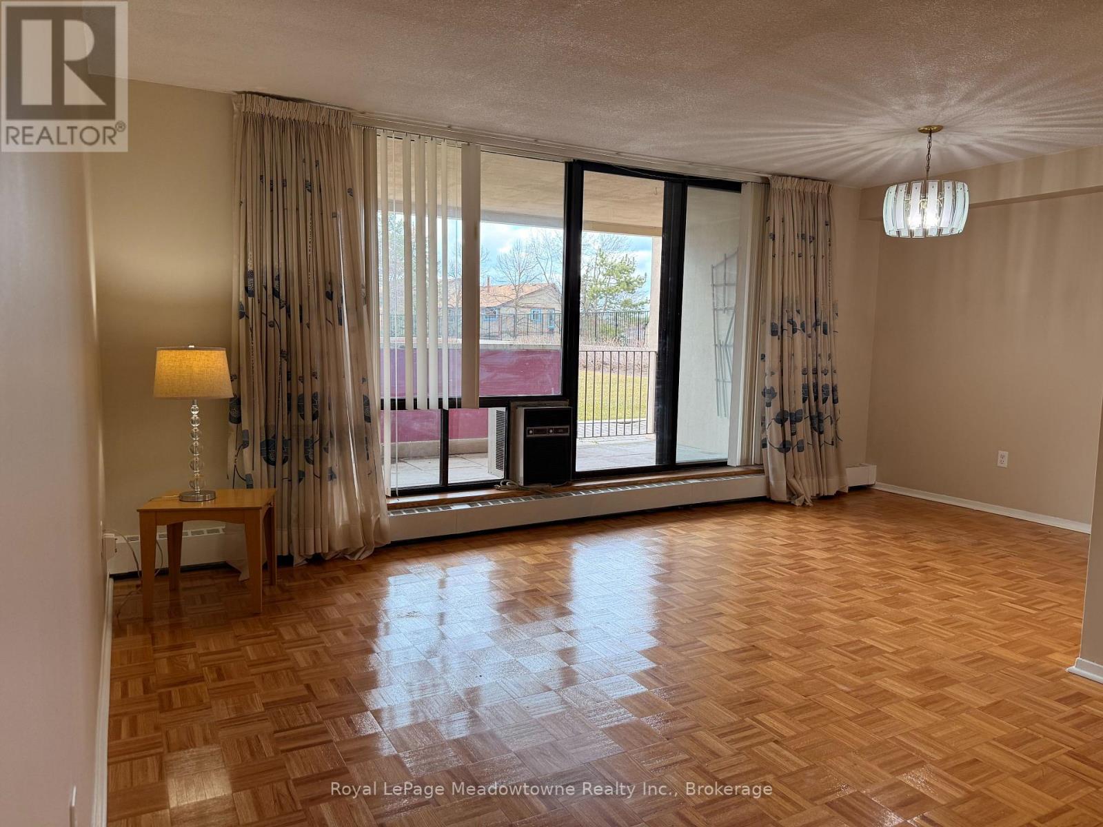 215 - 2929 Aquitaine Avenue, Mississauga, Ontario  L5N 2C7 - Photo 8 - W12920860