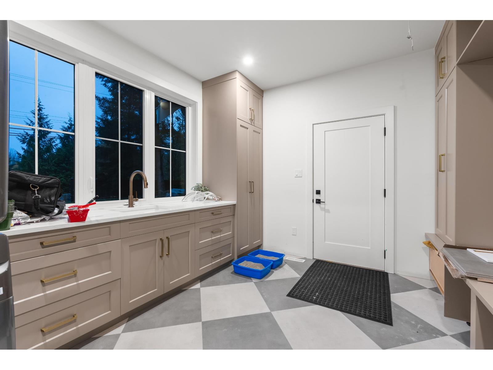 9756 Dewdney Trunk Road, Mission, British Columbia  V2V 7G5 - Photo 23 - R3103330