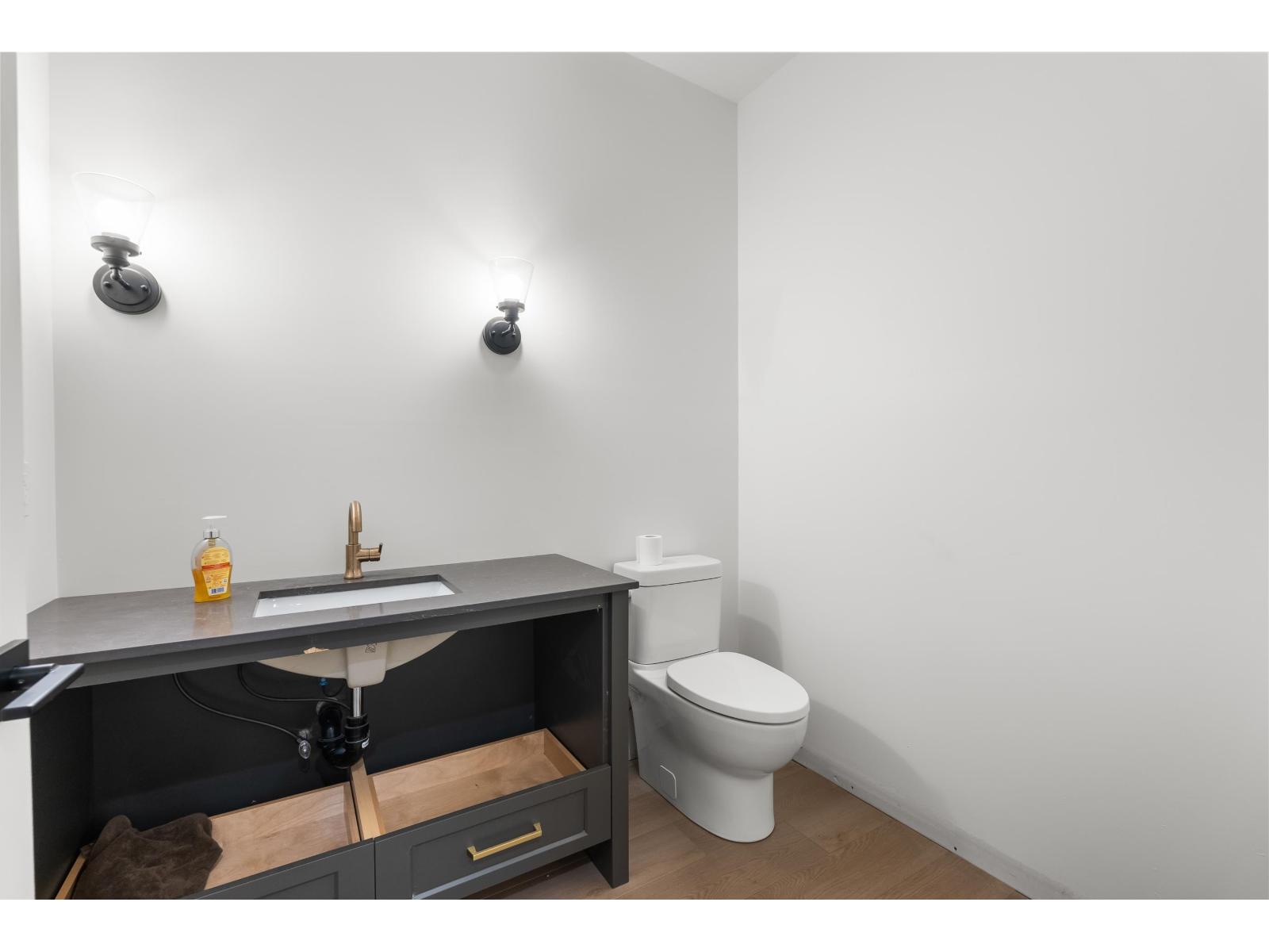 9756 Dewdney Trunk Road, Mission, British Columbia  V2V 7G5 - Photo 22 - R3103330