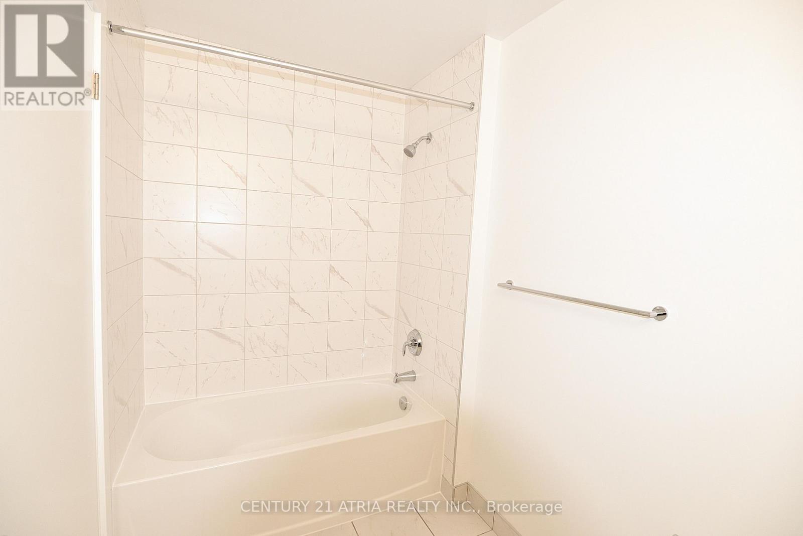 2411 - 1435 Celebration Drive, Pickering, Ontario  L1W 0C4 - Photo 10 - E12921526