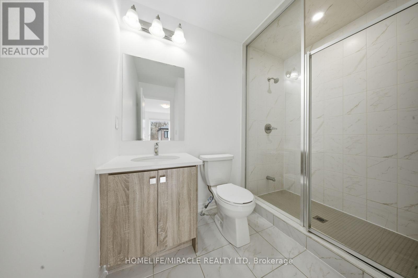 901 - 585 Colborne Street E, Brant, Ontario N3S 0K4 - Photo 16 - X12920750