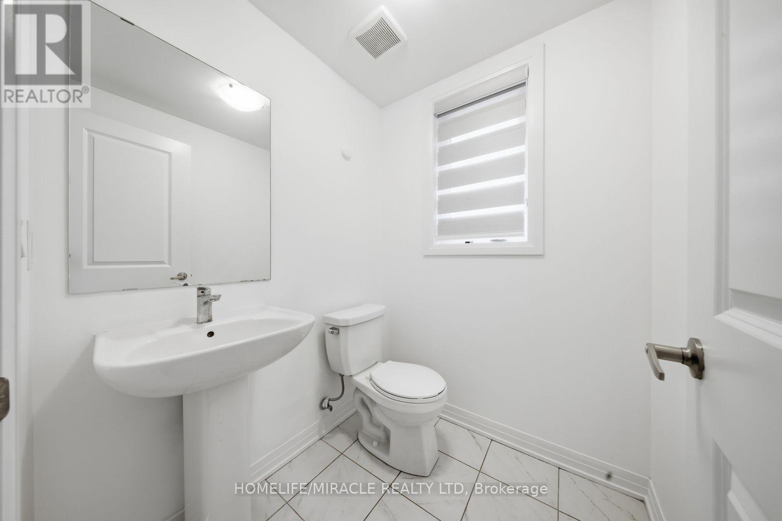 901 - 585 Colborne Street E, Brant, Ontario N3S 0K4 - Photo 11 - X12920750