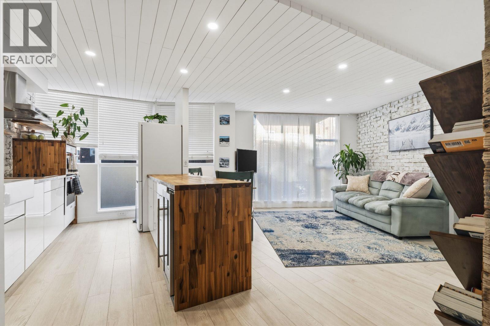 202 1199 Seymour Street, Vancouver, British Columbia  V6B 1K3 - Photo 5 - R3103703