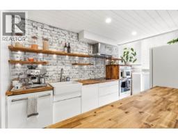 202 1199 SEYMOUR STREET, Vancouver, British Columbia