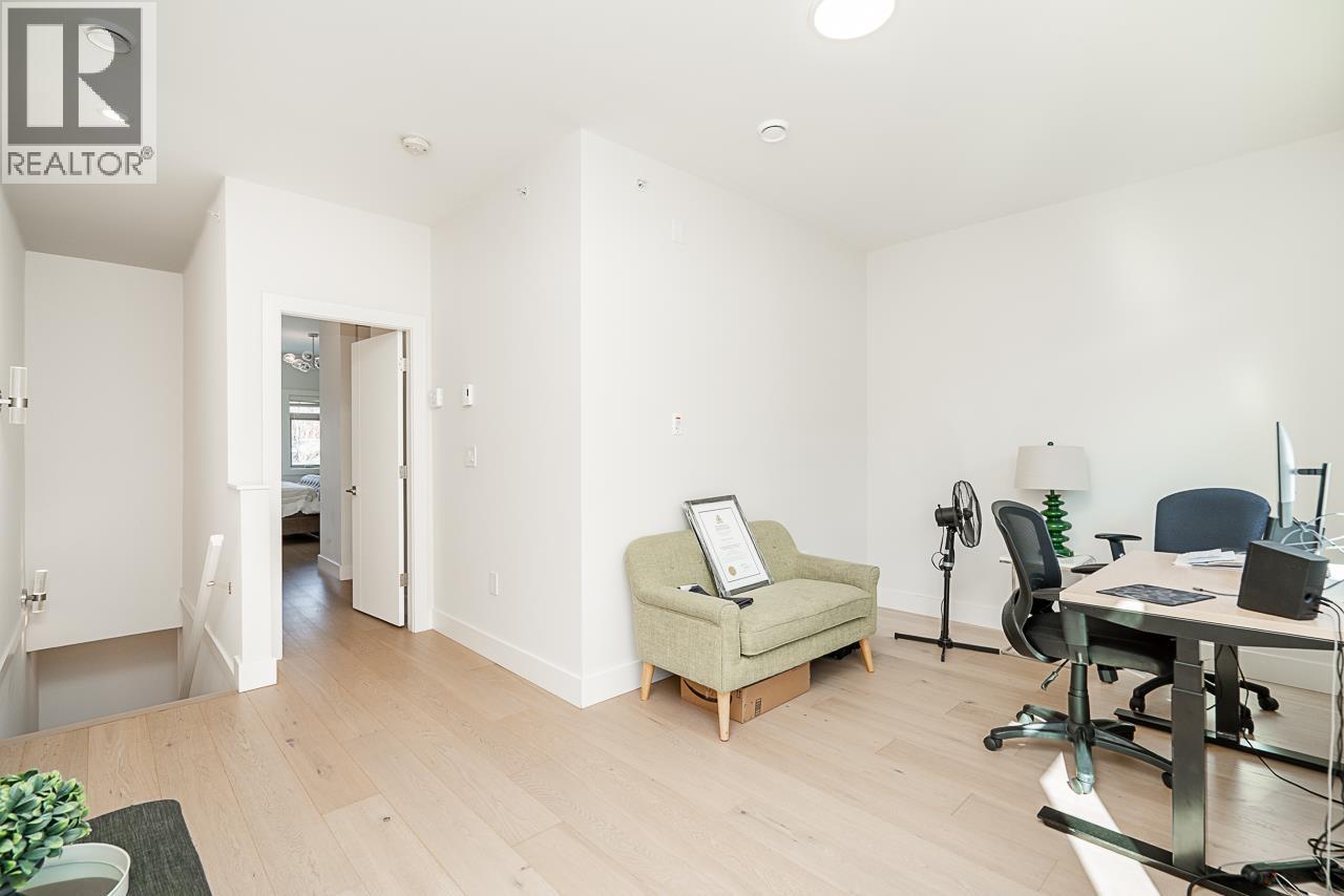 4 115 W Queens Road, North Vancouver, British Columbia V7N 2K4 - Photo 21 - R3103731