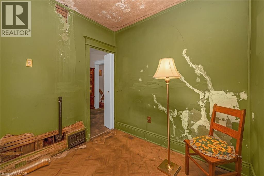 31 1/2 Garside Avenue N, Hamilton, Ontario  L8H 4W1 - Photo 26 - 40803643