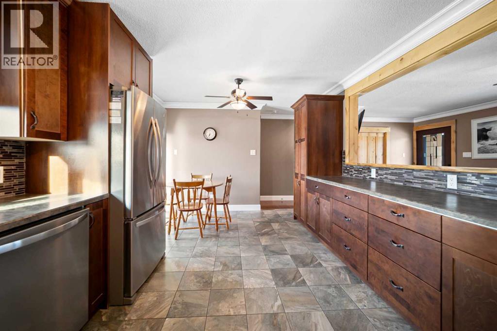 5304 56 Street, Camrose, Alberta  T4V 2E4 - Photo 13 - A2283693