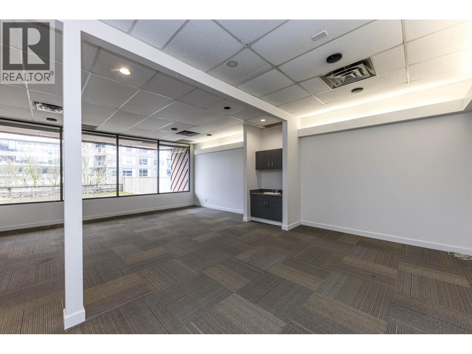 300/301 132 E 14th Street, North Vancouver, British Columbia V7L 2N3 - Photo 14 - C8077046