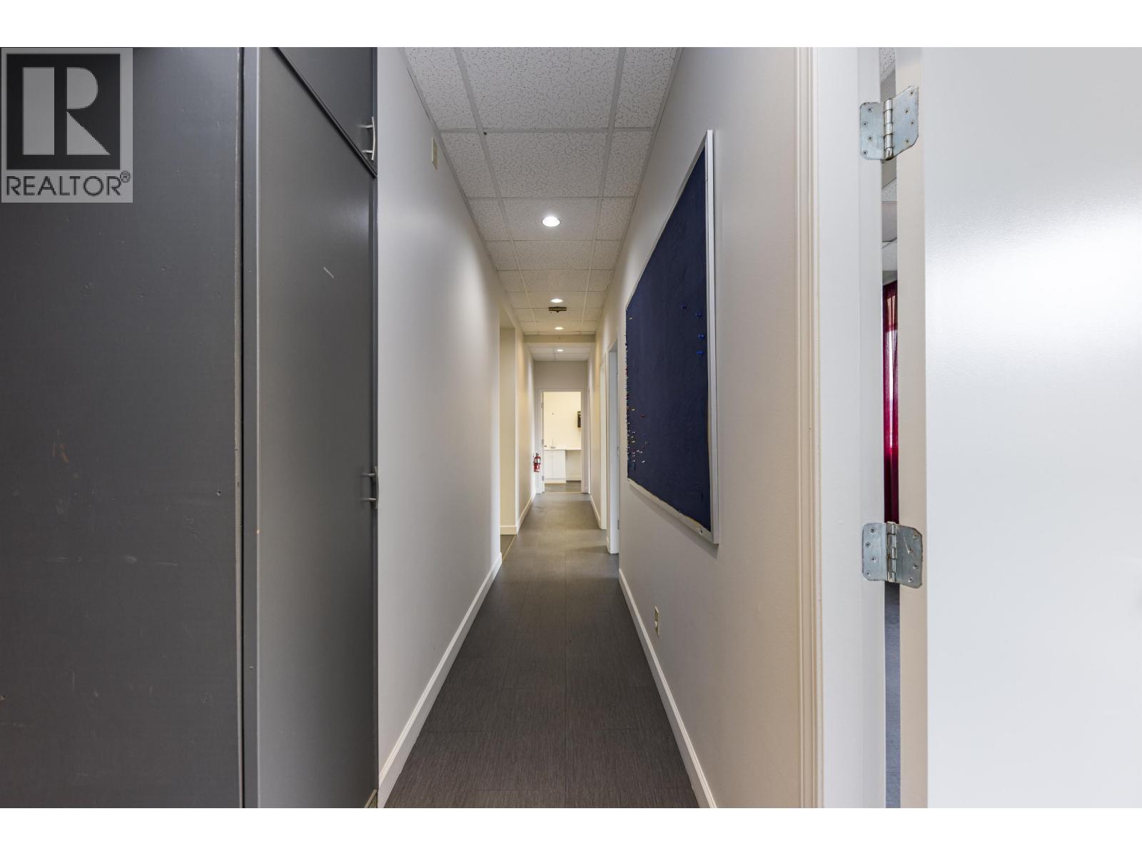 300/301 132 E 14th Street, North Vancouver, British Columbia V7L 2N3 - Photo 17 - C8077046