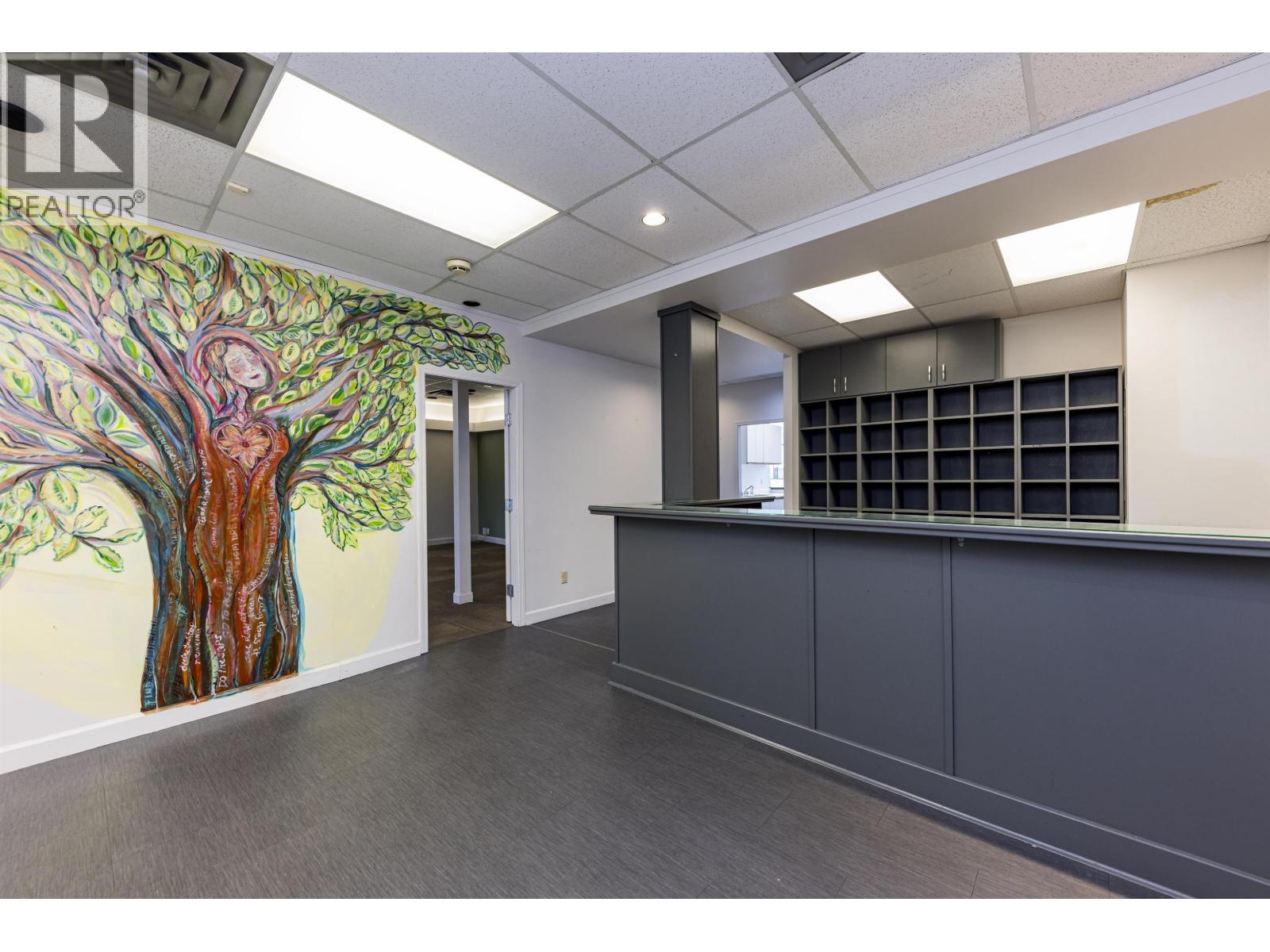 300/301 132 E 14th Street, North Vancouver, British Columbia V7L 2N3 - Photo 5 - C8077046