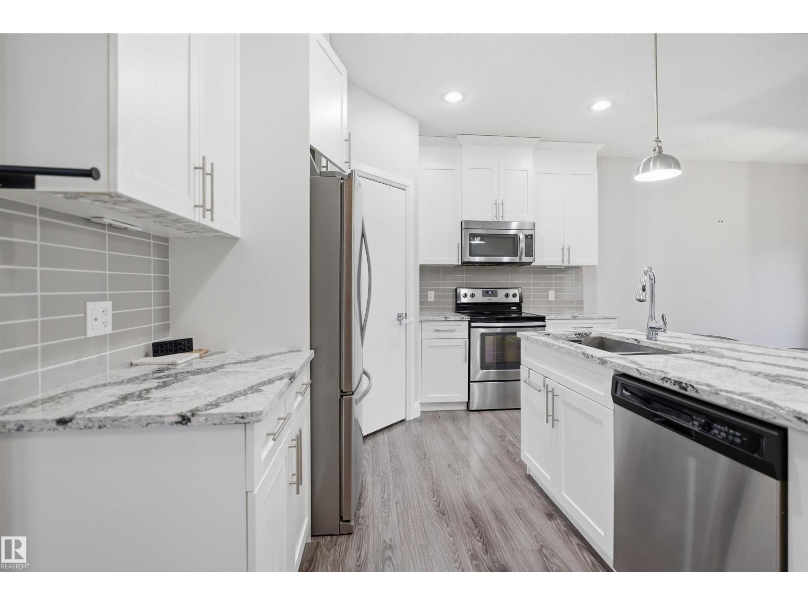 8424 Cushing Co Sw, Edmonton, Alberta  T6W 3L3 - Photo 10 - E4479017