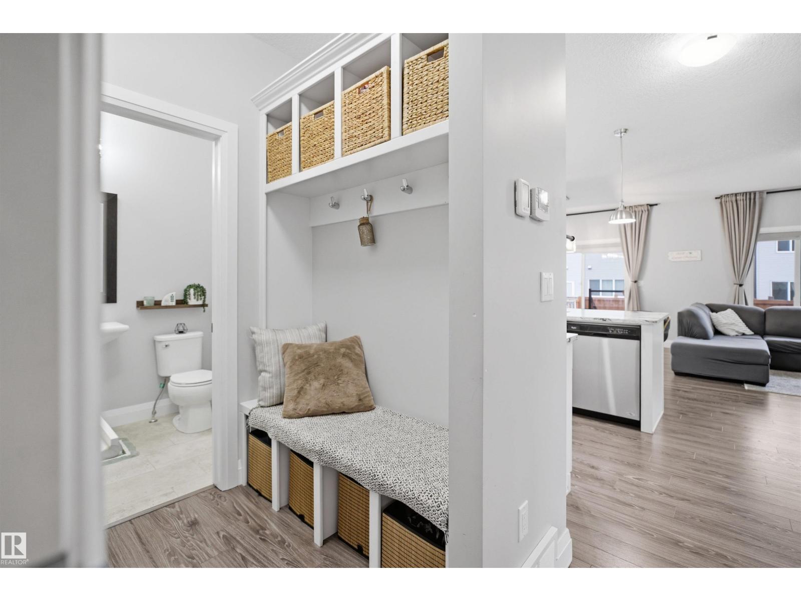 8424 Cushing Co Sw, Edmonton, Alberta  T6W 3L3 - Photo 6 - E4479017