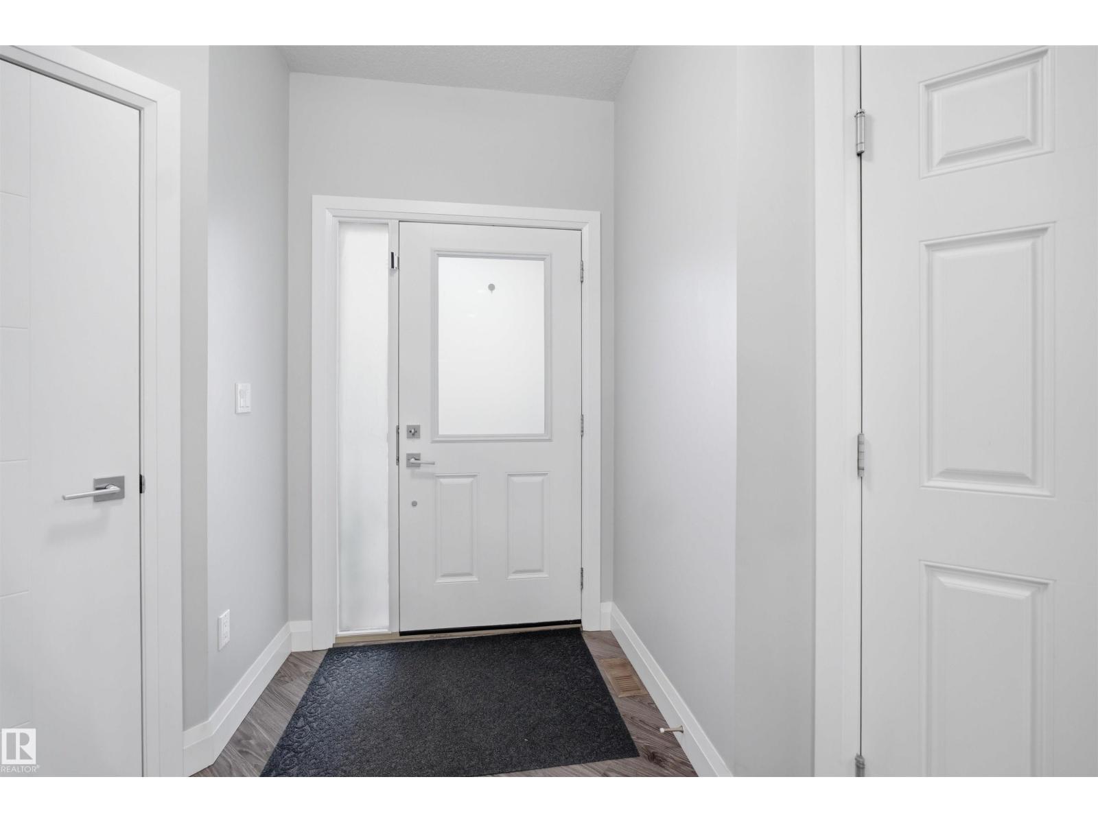 8424 Cushing Co Sw, Edmonton, Alberta  T6W 3L3 - Photo 4 - E4479017