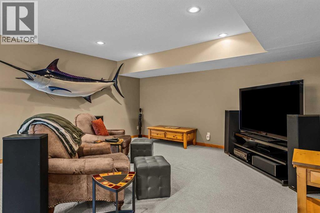 116, 210 Hubman Landing, Canmore, Alberta  T1W 3M4 - Photo 33 - A2289276