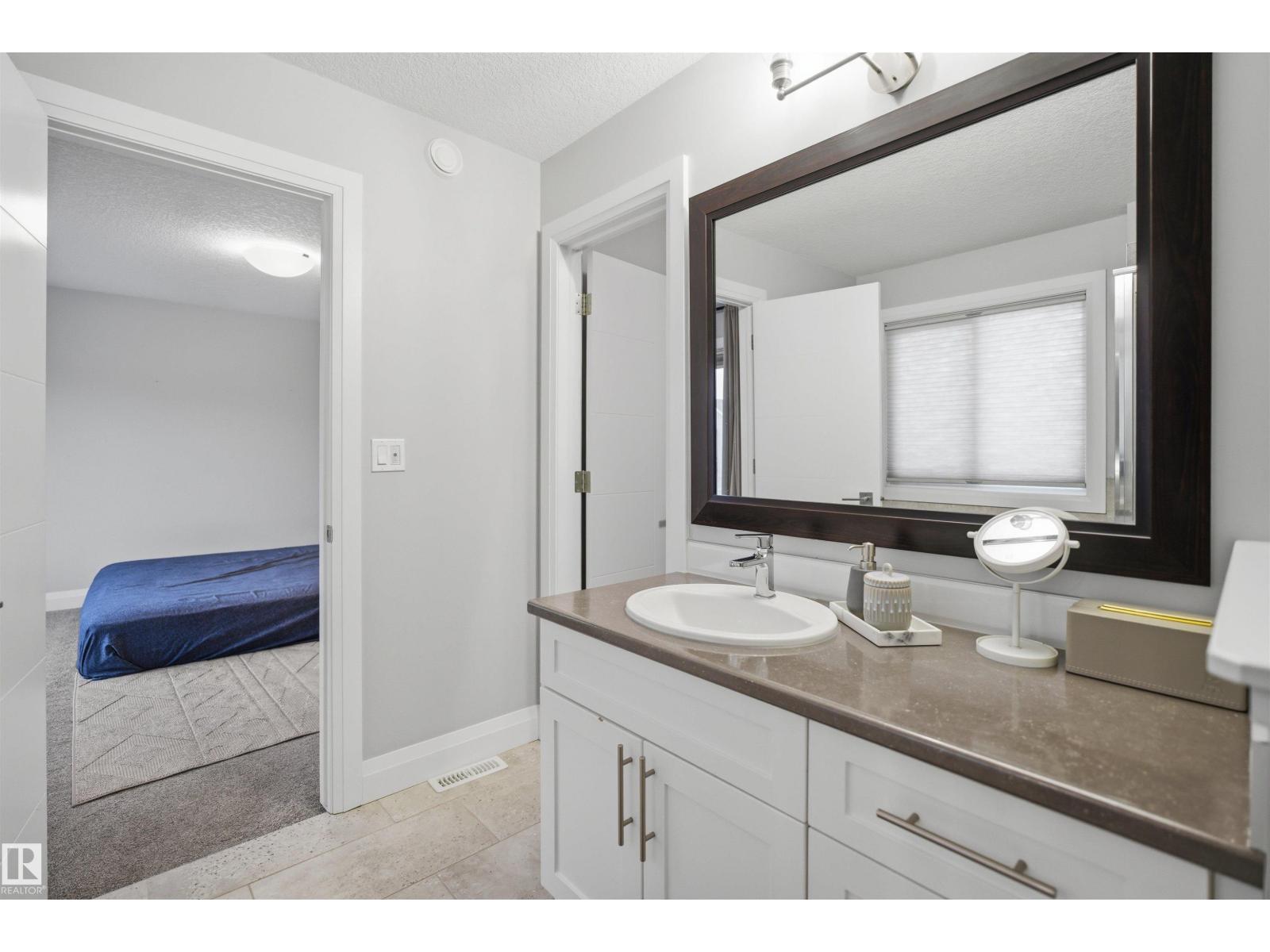 8424 Cushing Co Sw, Edmonton, Alberta  T6W 3L3 - Photo 24 - E4479017