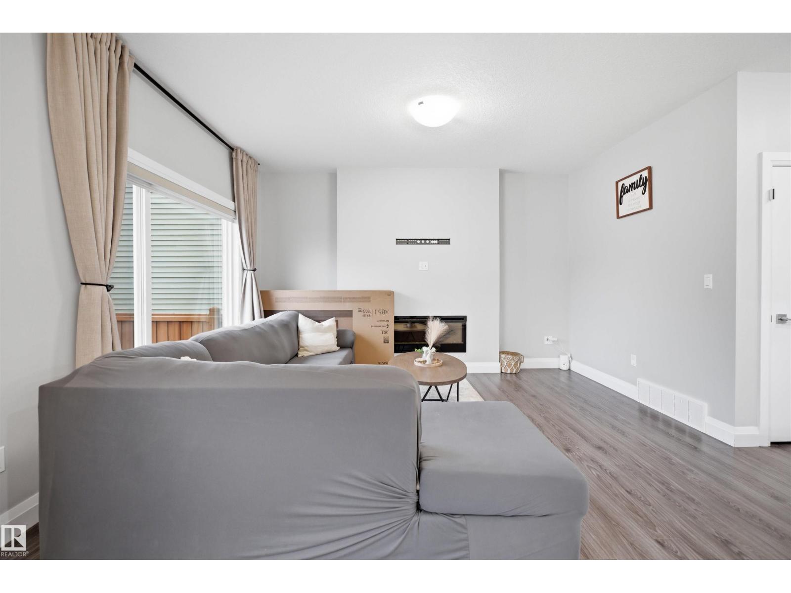 8424 Cushing Co Sw, Edmonton, Alberta  T6W 3L3 - Photo 15 - E4479017