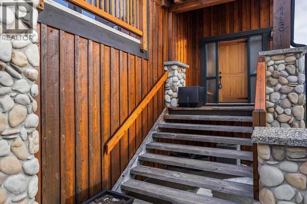 116, 210 Hubman Landing, Canmore, Alberta  T1W 3M4 - Photo 2 - A2289276