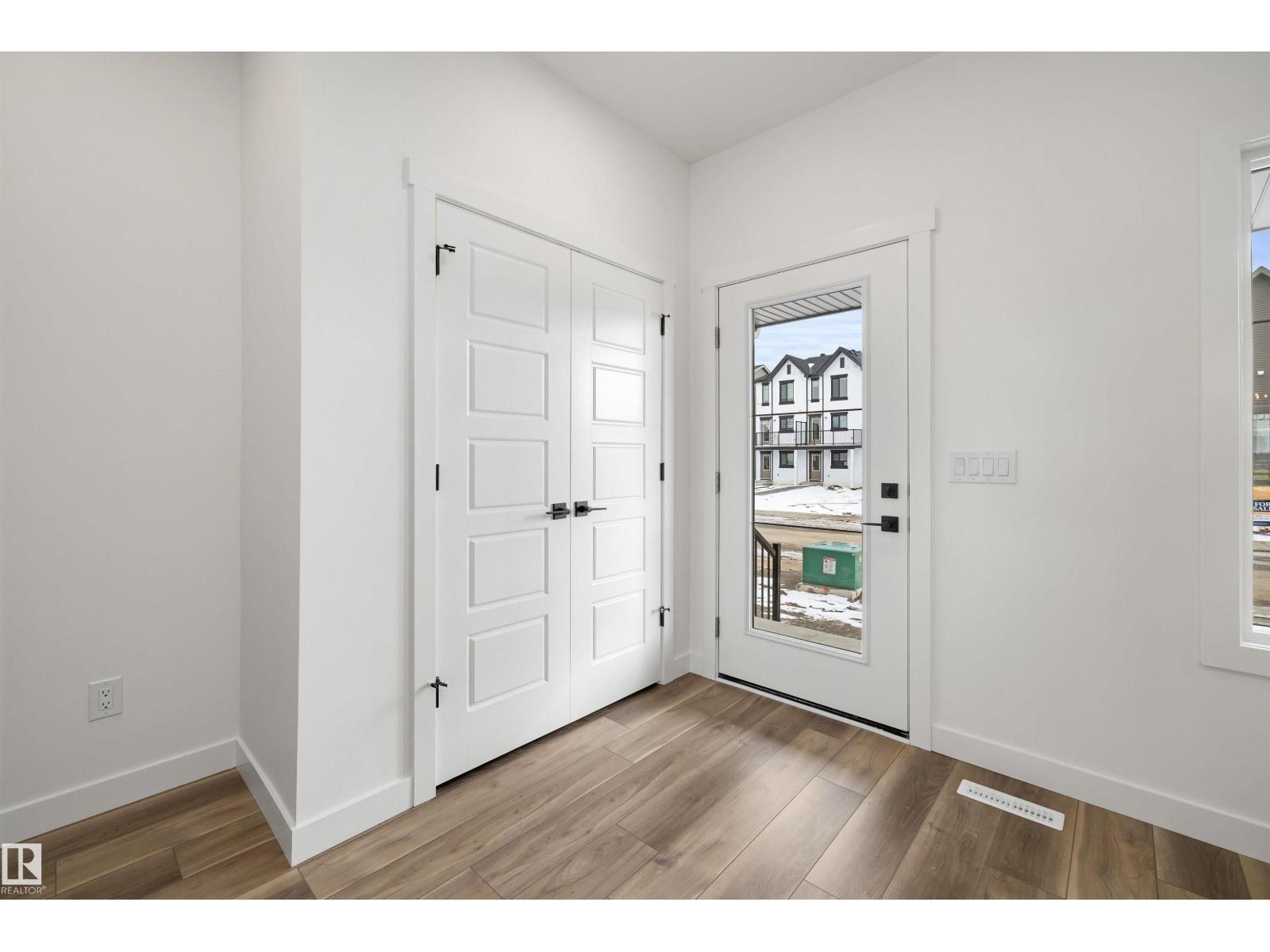 606 176 Av Ne, Edmonton, Alberta  T5Y 4J9 - Photo 4 - E4476663