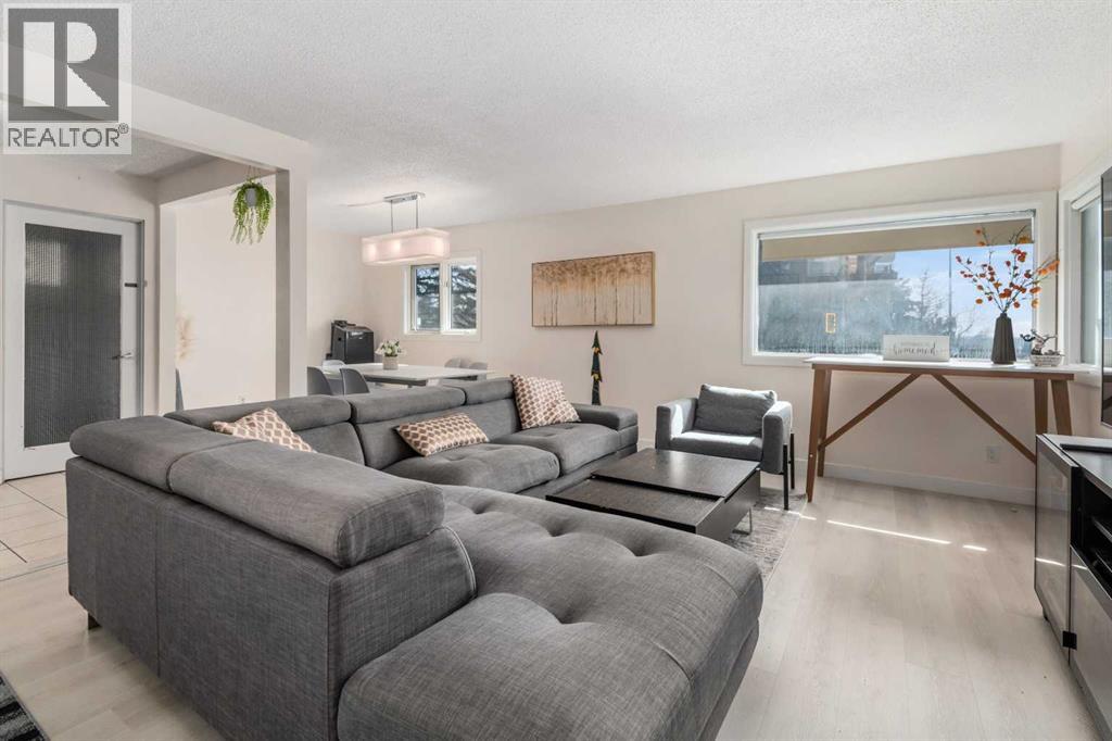 4504 14 Street Nw, Calgary, Alberta  T2K 1J6 - Photo 4 - A2296044