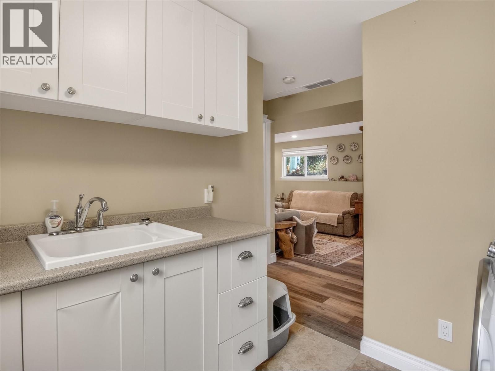 2636 Cornwall Drive, Penticton, British Columbia  V2A 6X3 - Photo 32 - 10380276