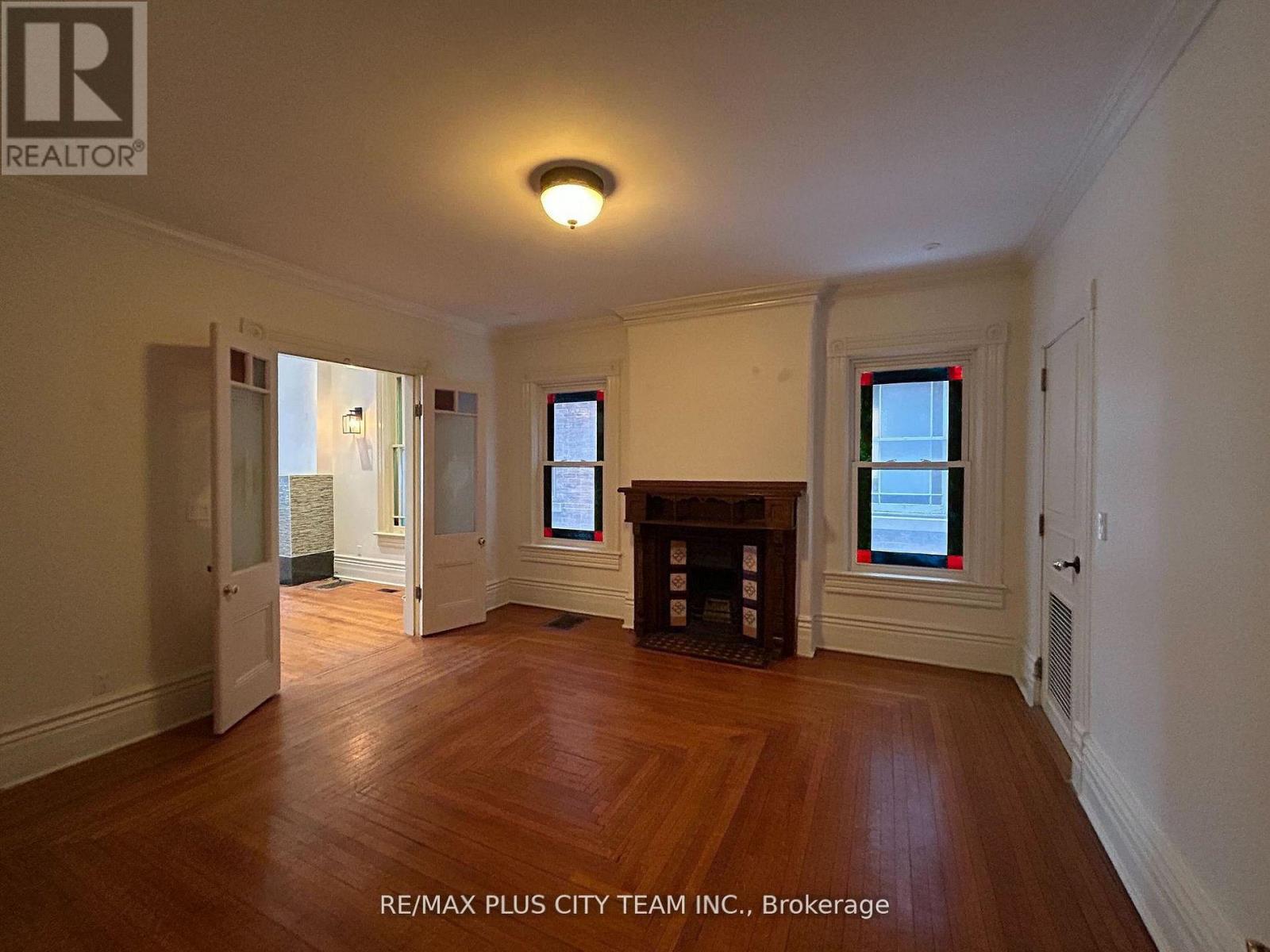 Main - 52 Churchill Avenue, Toronto, Ontario  M6J 2B4 - Photo 14 - C12921650