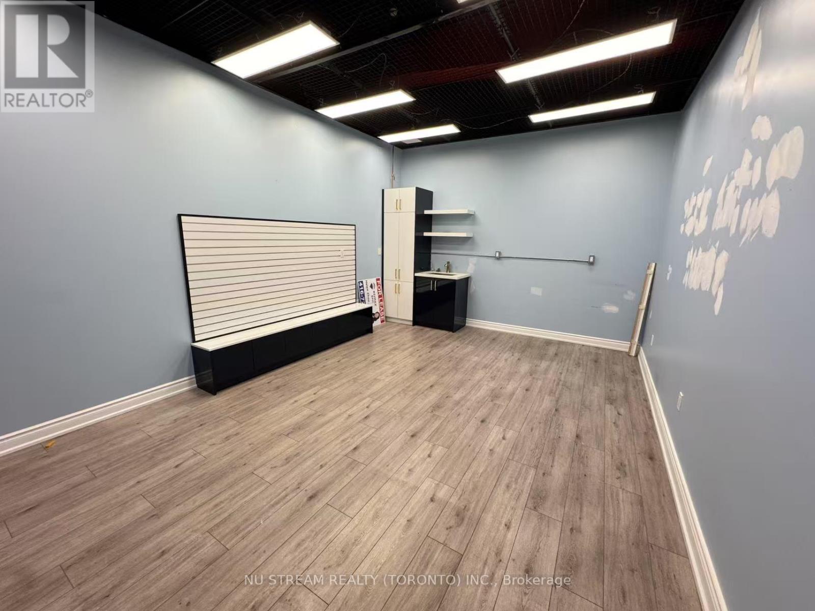 59 - 384 Yonge Street, Toronto, Ontario  M5B 1S8 - Photo 5 - C12921678