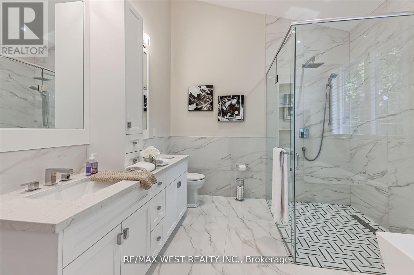 18 Windy Ridge Drive, Toronto, Ontario  M1M 1H5 - Photo 17 - E12921664