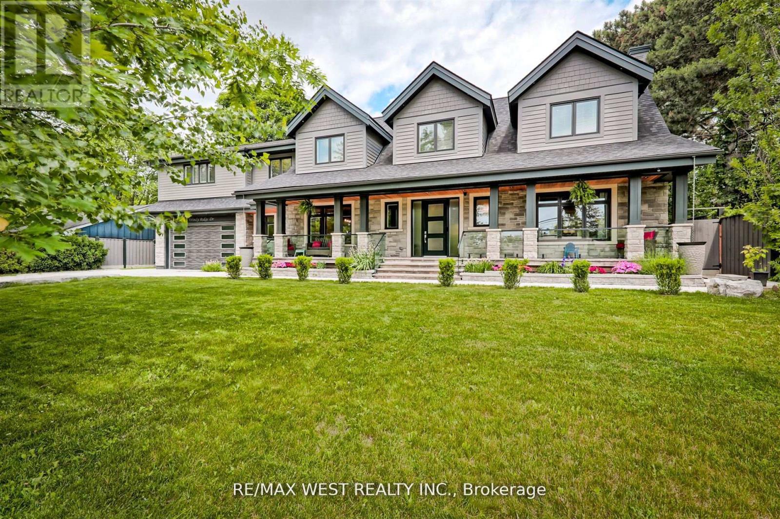 18 Windy Ridge Drive, Toronto, Ontario  M1M 1H5 - Photo 2 - E12921664