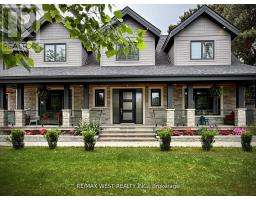 18 WINDY RIDGE DRIVE, Toronto, Ontario