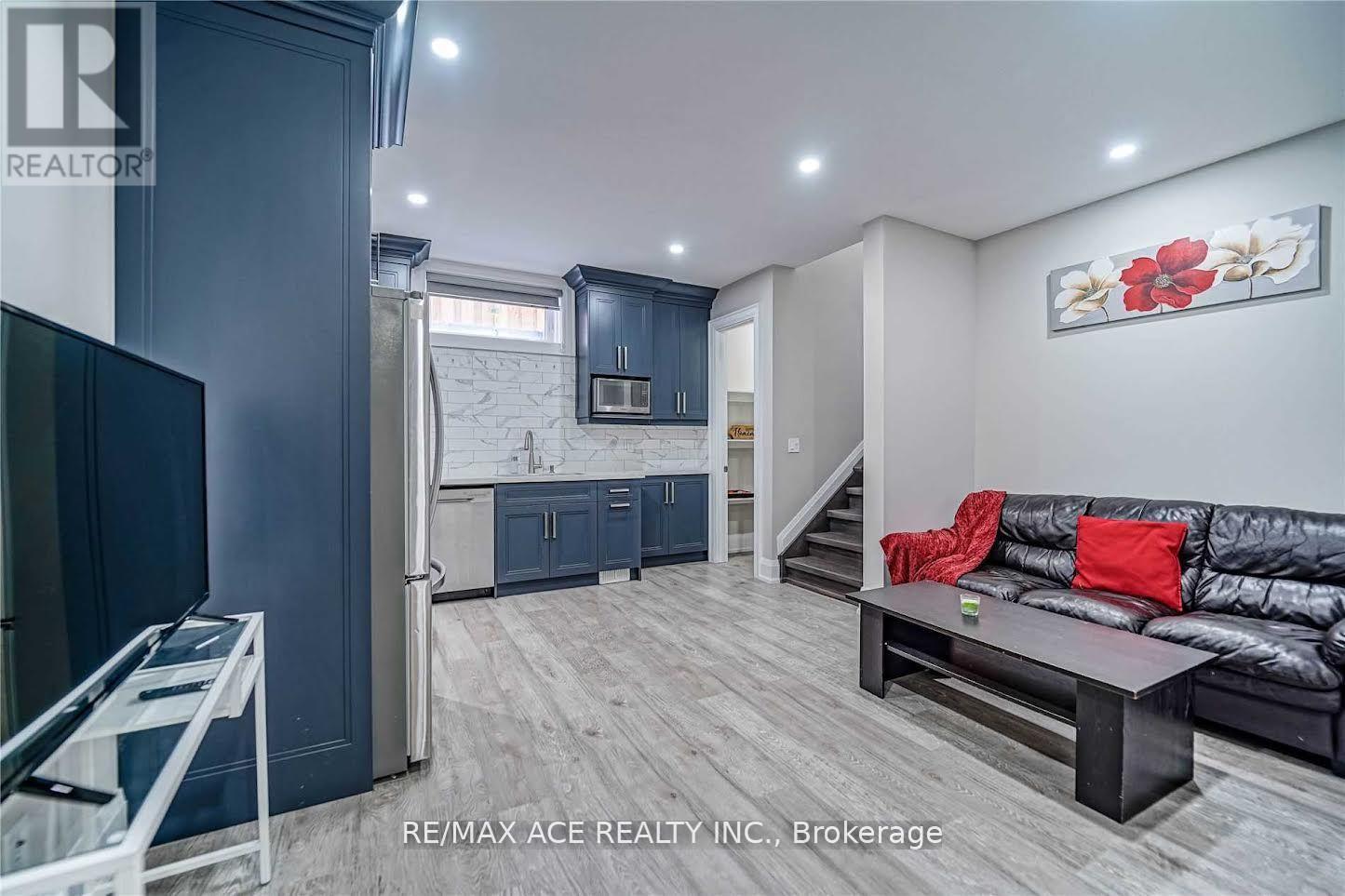 Bsmt - 19 Ivanhoe Court, Toronto, Ontario  M1R 3G8 - Photo 2 - E12921692