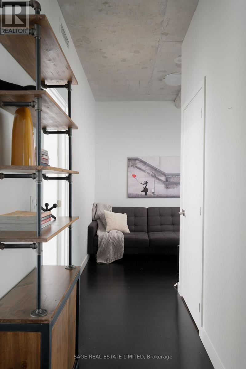 1301 - 552 Wellington Street W, Toronto, Ontario  M5V 2V5 - Photo 19 - C12909900