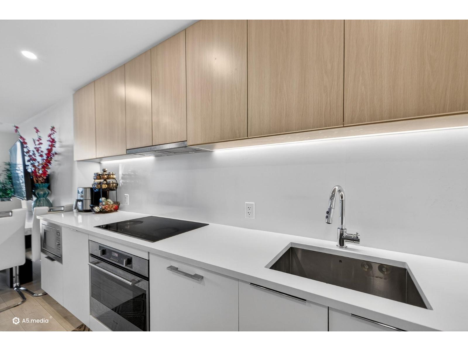 2602 13318 104 Avenue, Surrey, British Columbia V3T 0R2 - Photo 8 - R3102800