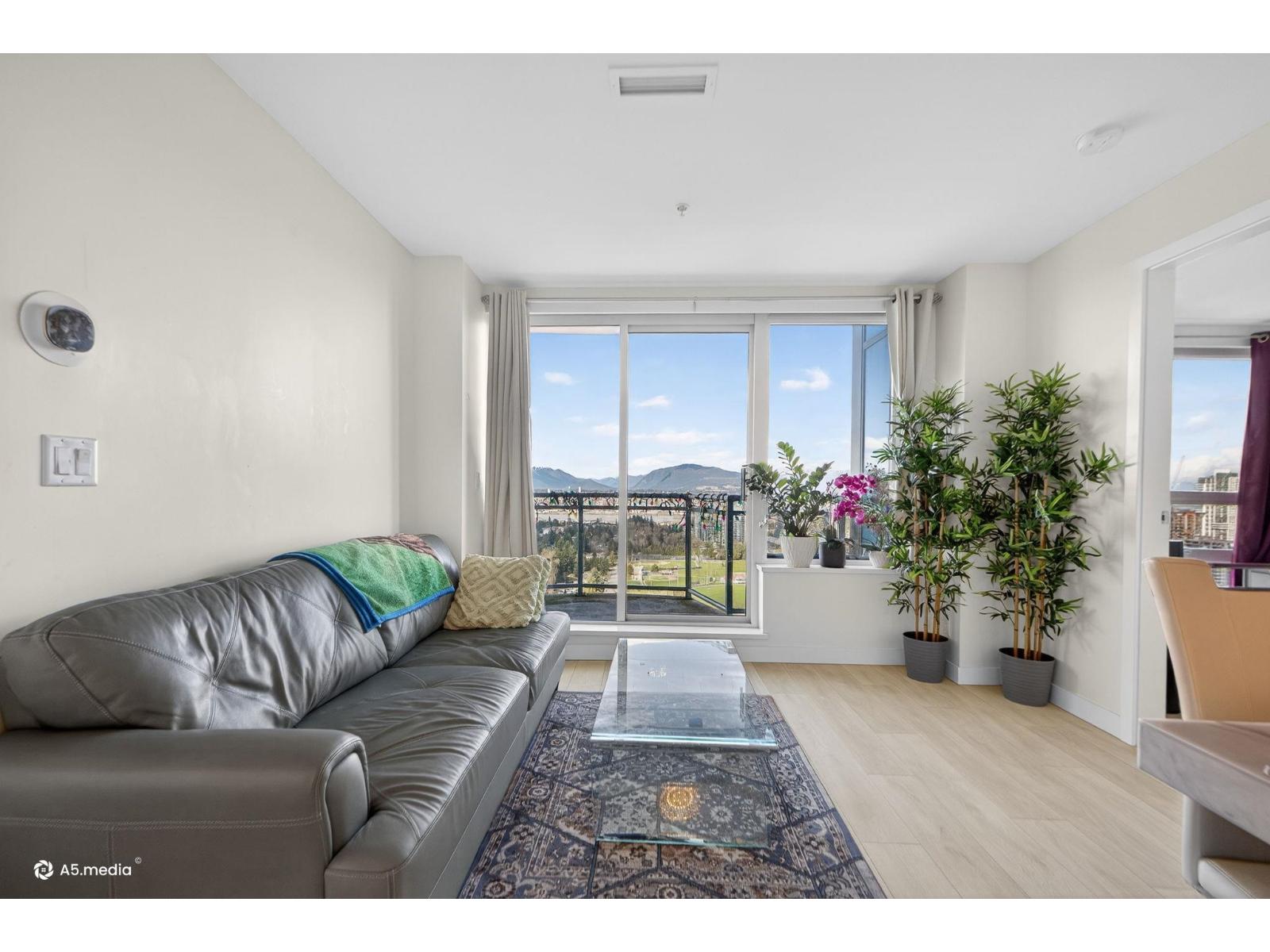 2602 13318 104 Avenue, Surrey, British Columbia V3T 0R2 - Photo 11 - R3102800