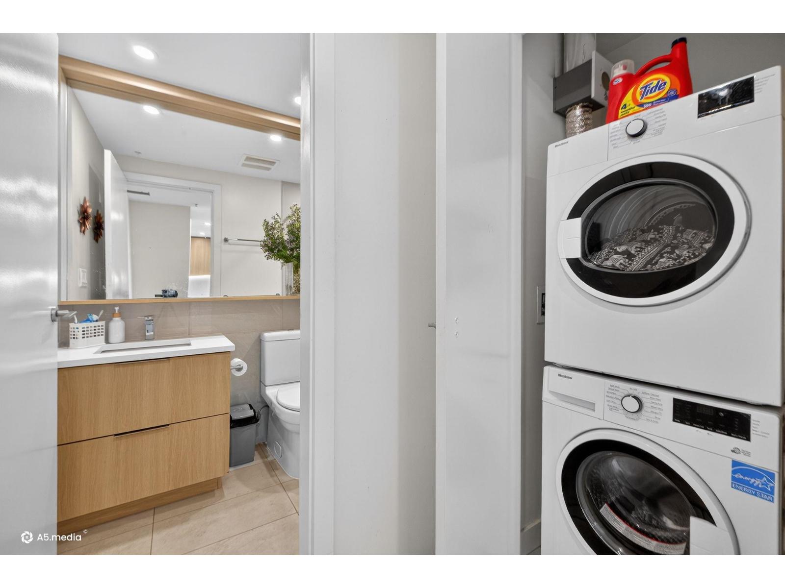 2602 13318 104 Avenue, Surrey, British Columbia V3T 0R2 - Photo 17 - R3102800