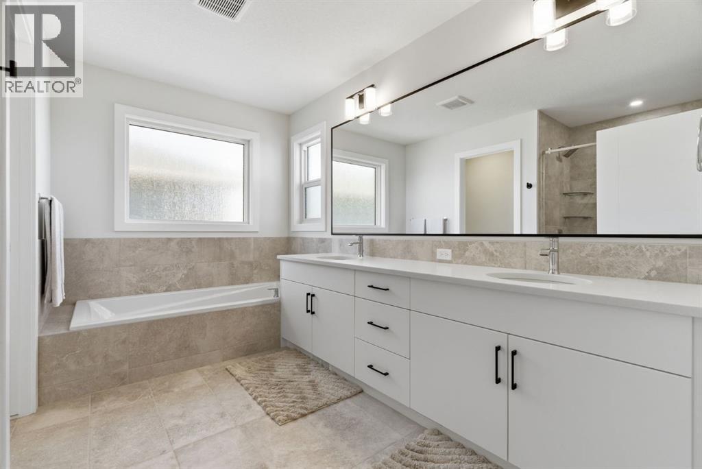 117 Ranchers View, Okotoks, Alberta  T1S 5R7 - Photo 27 - A2293161