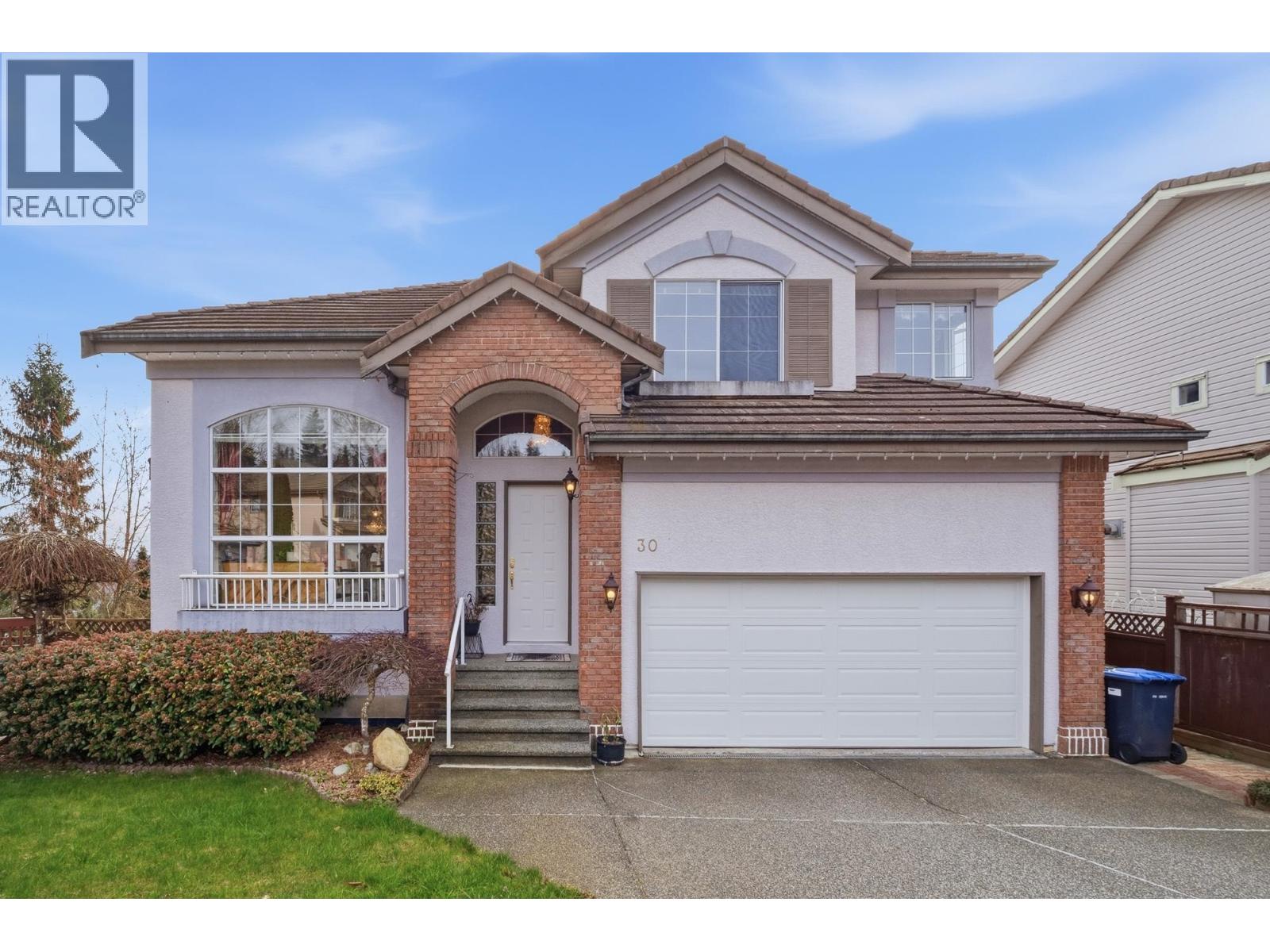 30 LINDEN COURT, Port Moody, British Columbia