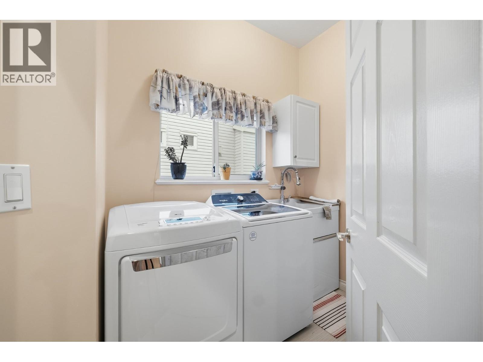 30 Linden Court, Port Moody, British Columbia  V3H 5C1 - Photo 31 - R3103336