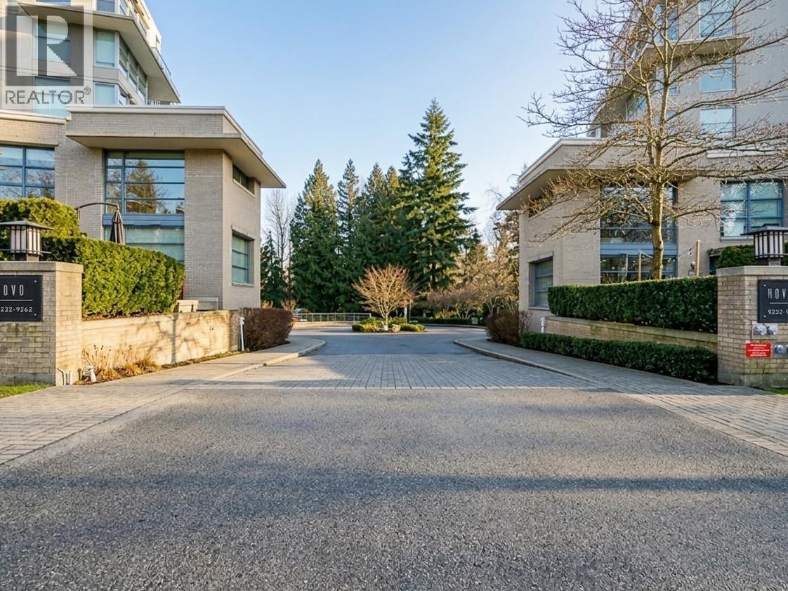 903 9262 University Crescent, Burnaby, British Columbia  V5A 0A4 - Photo 2 - R3103617