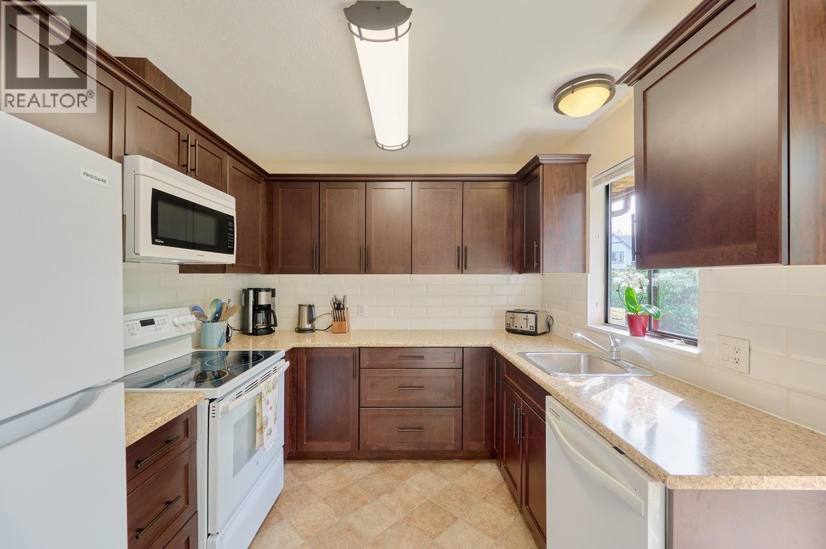 20398 Dale Drive, Maple Ridge, British Columbia  V2X 8V6 - Photo 9 - R3103729