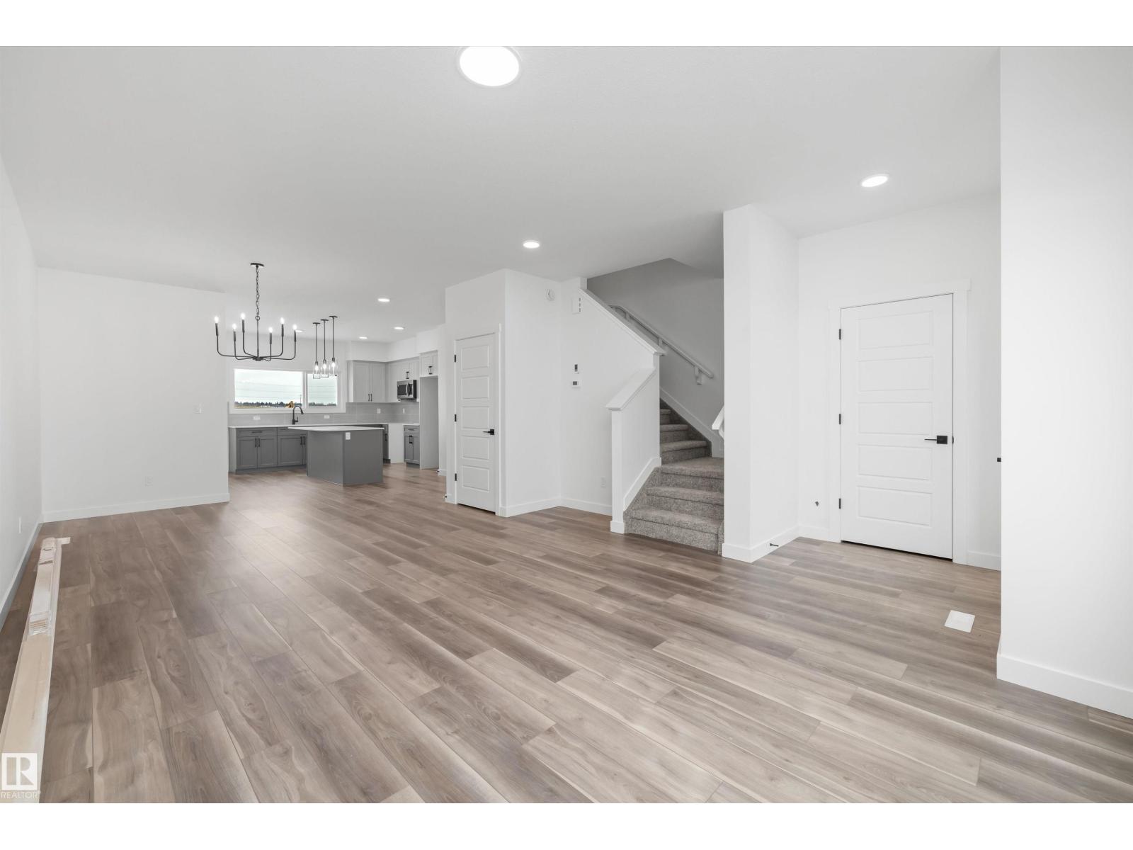 436 176 Av Ne, Edmonton, Alberta  T5Y 4J7 - Photo 4 - E4473707